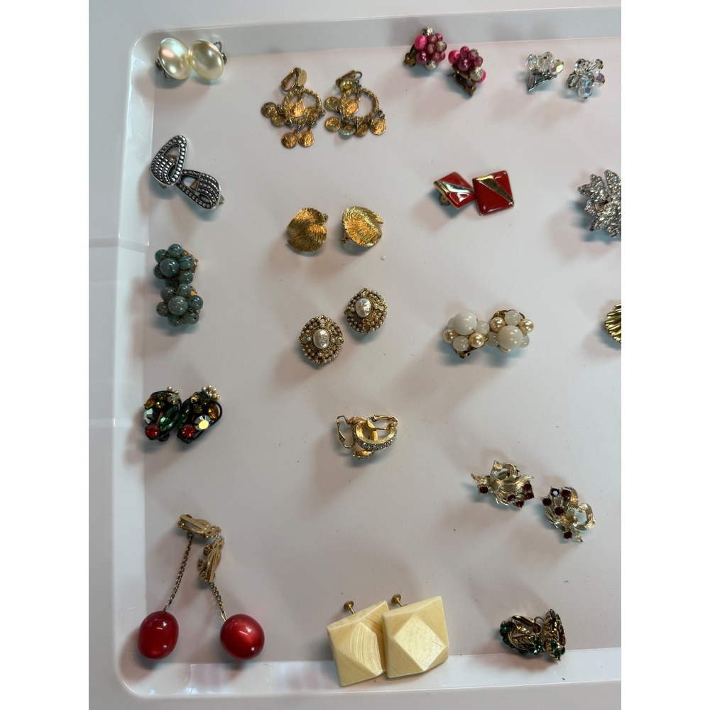 Vintage Clip On Earring Lot Faux Pearl Rhinestone Enamel Retro Jewelry 30+ Pairs